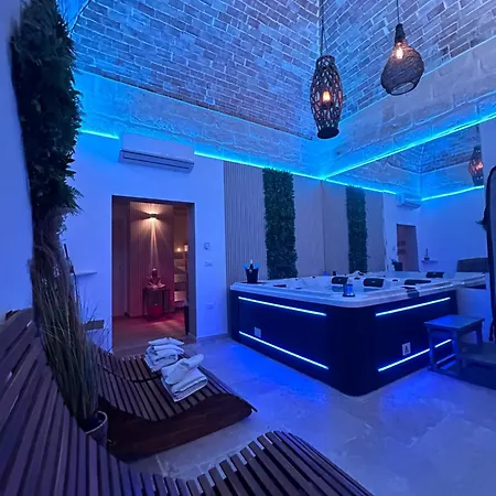 Yetişkin Oteli Rubino &